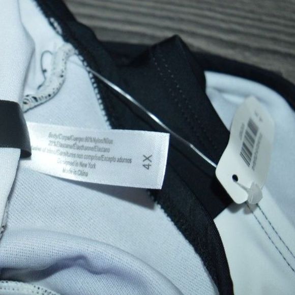 NWT Adore Me Keyhole Plus Size 4X One-Piece Swimsuit Black & White - Picture 9 of 11